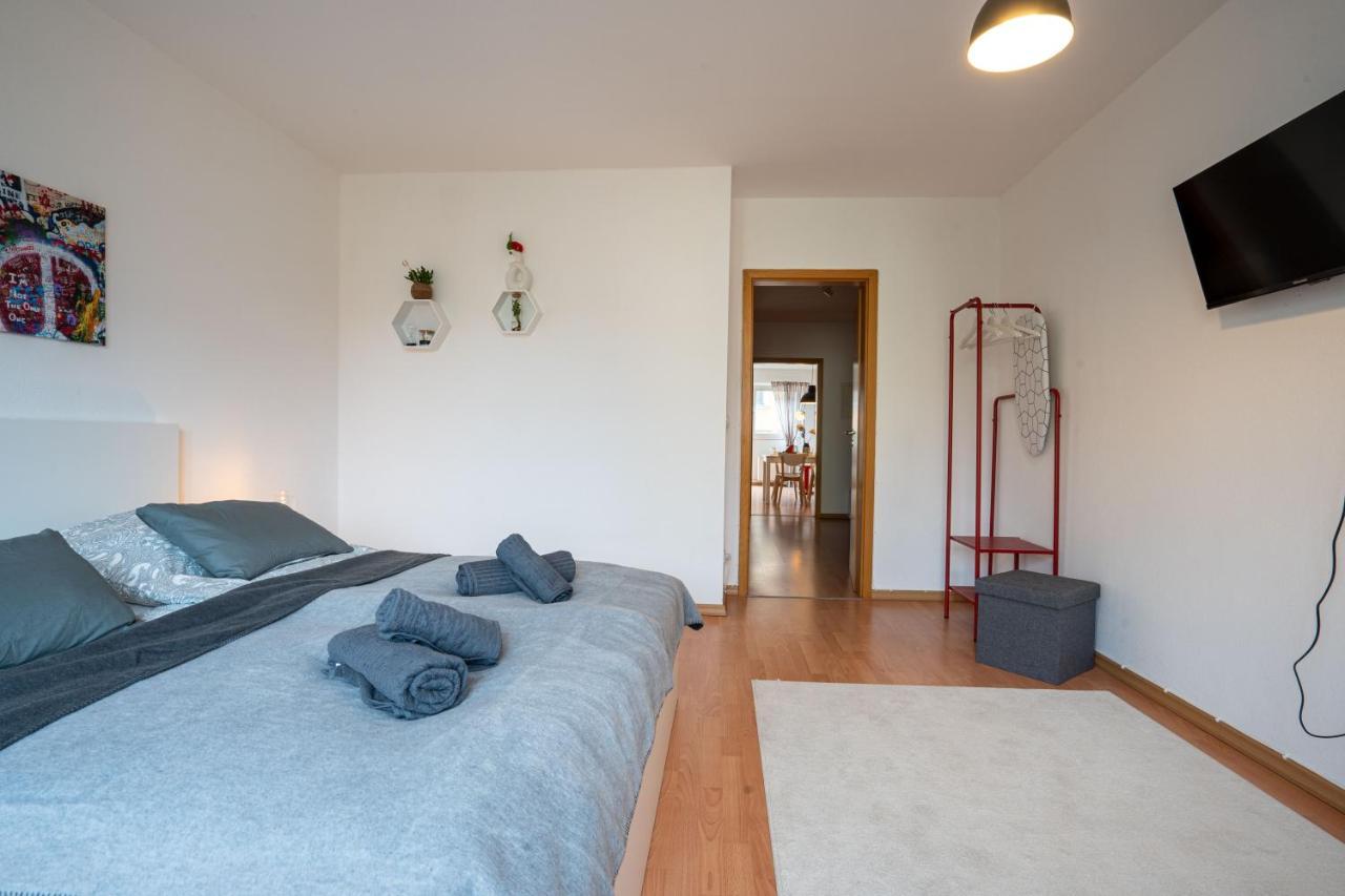 Grosse Louise In Der Neustadt Fuer Familien & Kinder เดรสเดน ภายนอก รูปภาพ